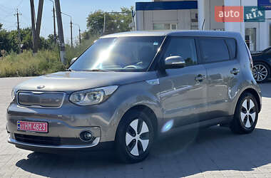 Внедорожник / Кроссовер Kia Soul 2016 в Запорожье