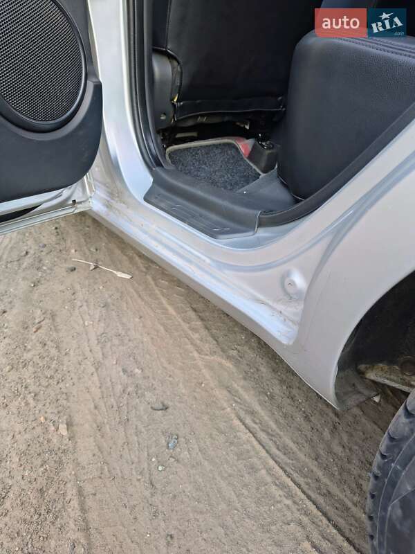 Внедорожник / Кроссовер Kia Soul 2011 в Конотопе фото 17 Внедорожник / Кроссовер Kia Soul 2011 в Конотопе