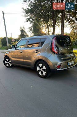 Внедорожник / Кроссовер Kia Soul 2015 в Львове