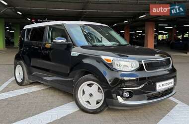 Позашляховик / Кросовер Kia Soul 2016 в Києві