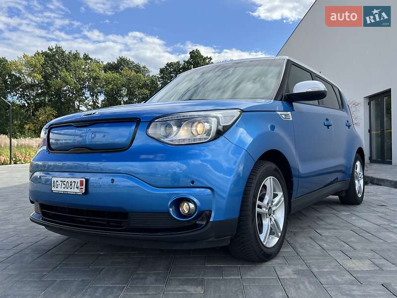 Внедорожник / Кроссовер Kia Soul 2015 в Луцке