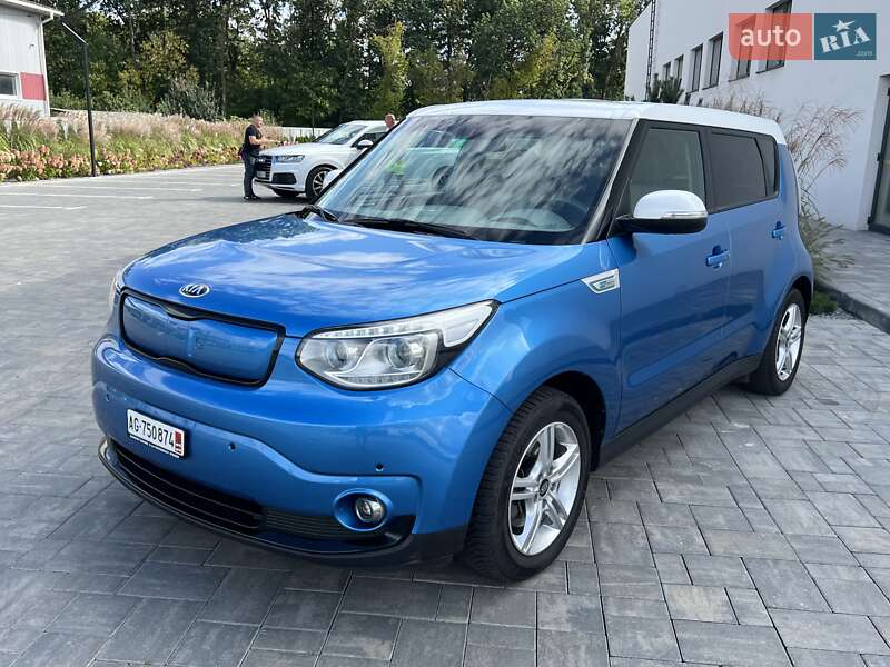 Внедорожник / Кроссовер Kia Soul 2015 в Луцке