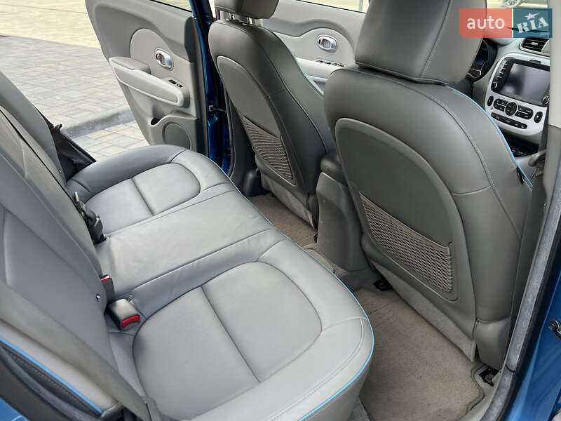 Внедорожник / Кроссовер Kia Soul 2015 в Луцке