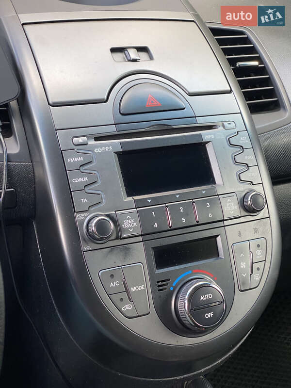 Внедорожник / Кроссовер Kia Soul 2010 в Ирпене