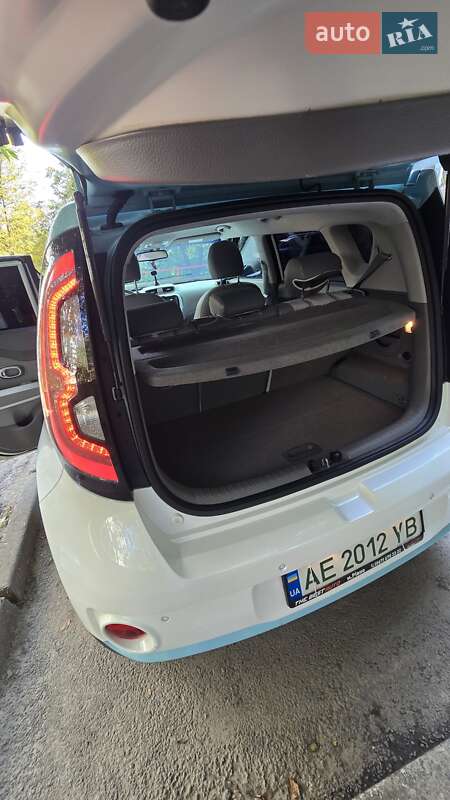 Позашляховик / Кросовер Kia Soul 2014 в Дніпрі