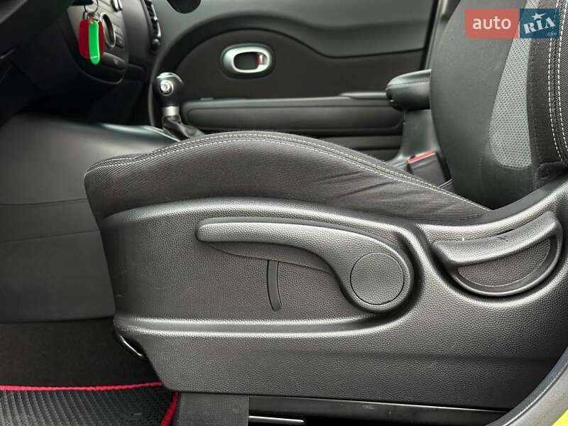 Внедорожник / Кроссовер Kia Soul 2017 в Ровно