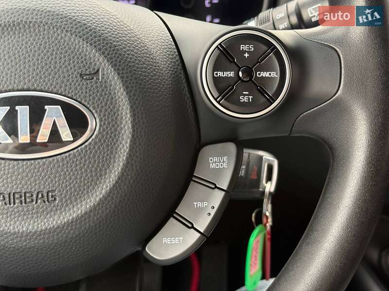 Внедорожник / Кроссовер Kia Soul 2017 в Ровно