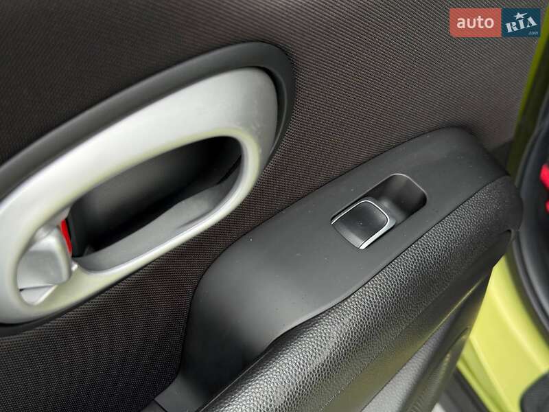 Внедорожник / Кроссовер Kia Soul 2017 в Ровно