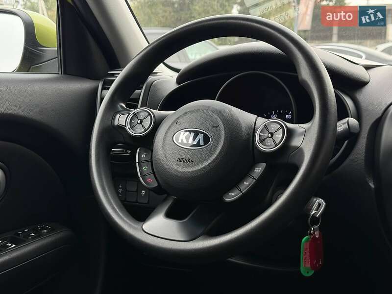 Внедорожник / Кроссовер Kia Soul 2017 в Ровно