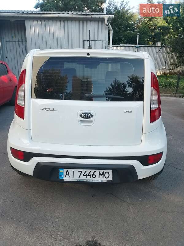 Позашляховик / Кросовер Kia Soul 2013 в Києві