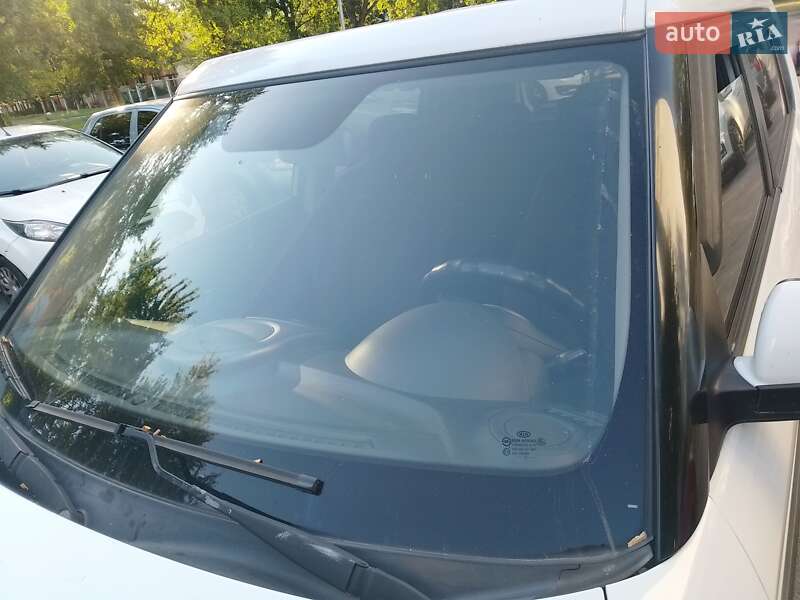 Позашляховик / Кросовер Kia Soul 2013 в Києві