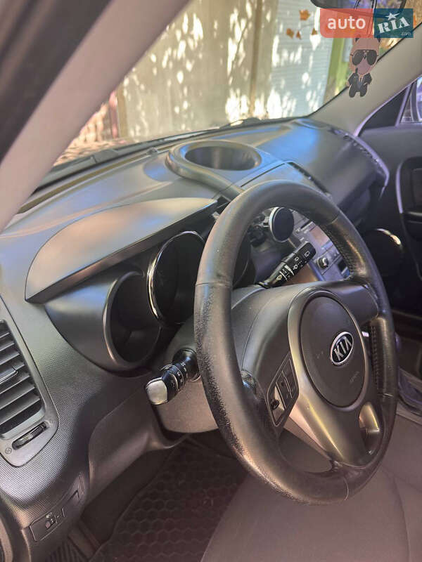 Позашляховик / Кросовер Kia Soul 2011 в Одесі