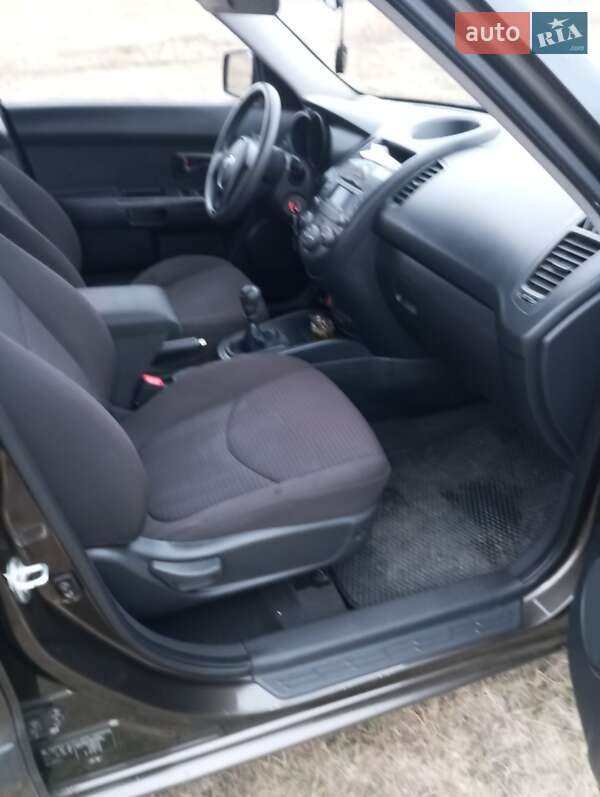 Позашляховик / Кросовер Kia Soul 2011 в Голованівську фото 17 Позашляховик / Кросовер Kia Soul 2011 в Голованівську