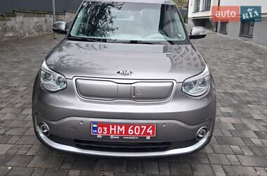 Внедорожник / Кроссовер Kia Soul 2016 в Остроге