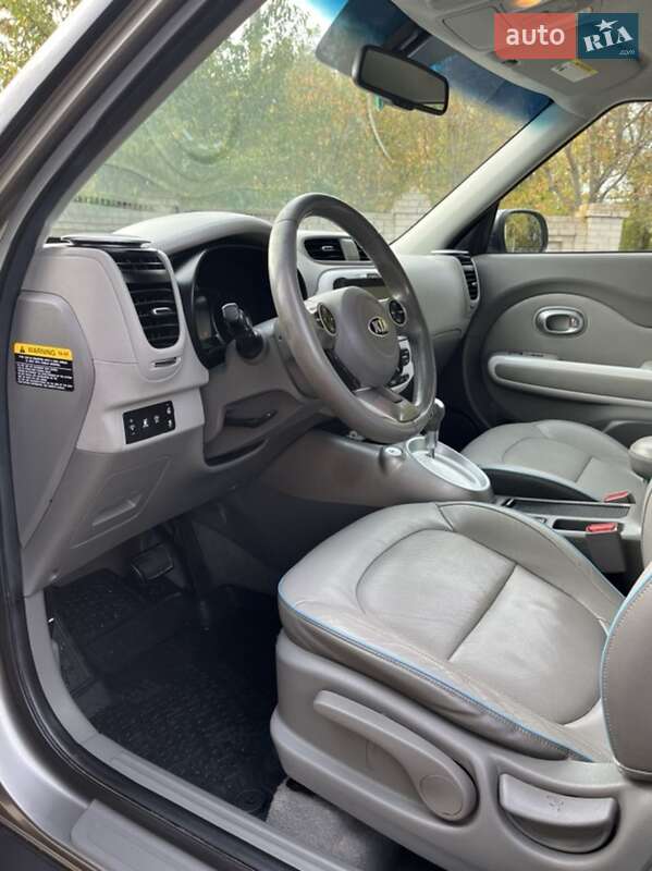 Внедорожник / Кроссовер Kia Soul 2014 в Ахтырке