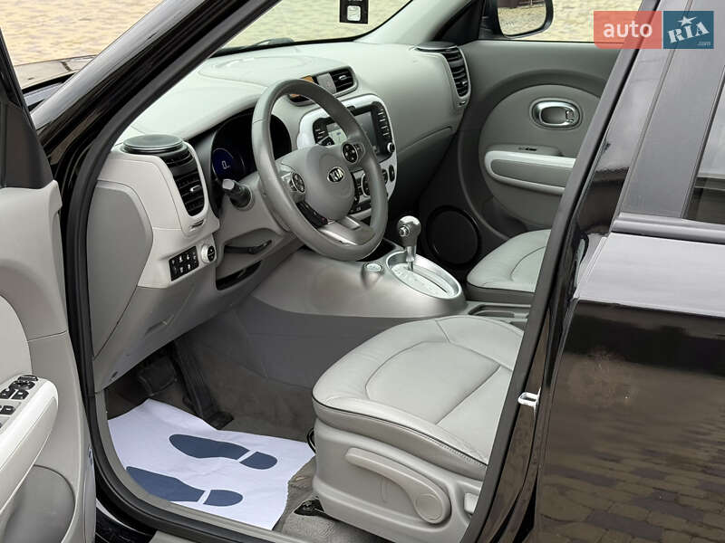 Позашляховик / Кросовер Kia Soul 2018 в Тернополі