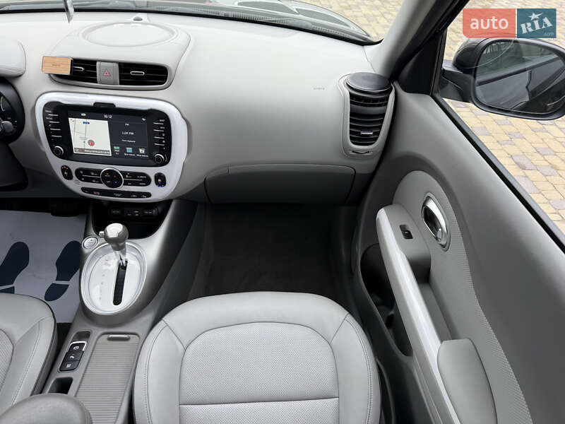 Позашляховик / Кросовер Kia Soul 2018 в Тернополі