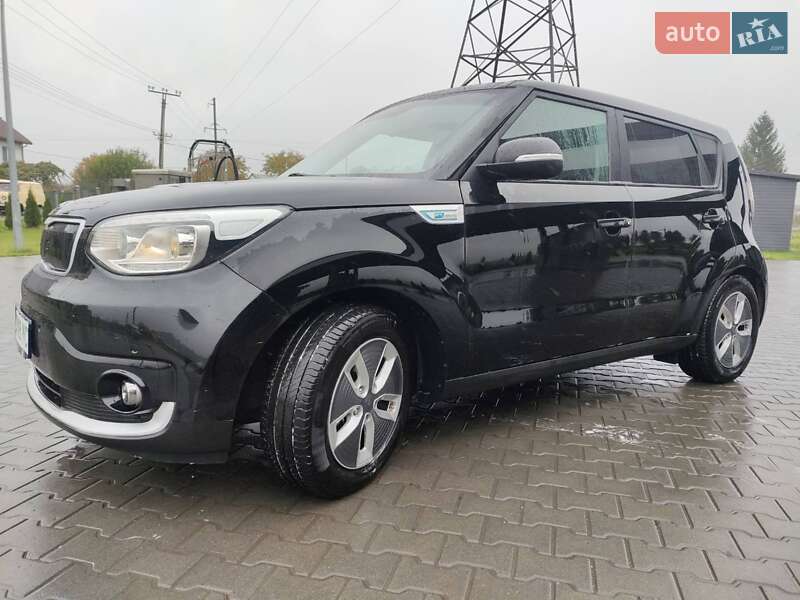 Позашляховик / Кросовер Kia Soul 2017 в Львові