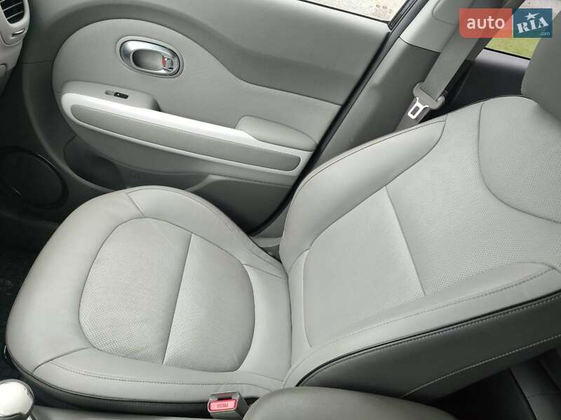 Позашляховик / Кросовер Kia Soul 2017 в Львові