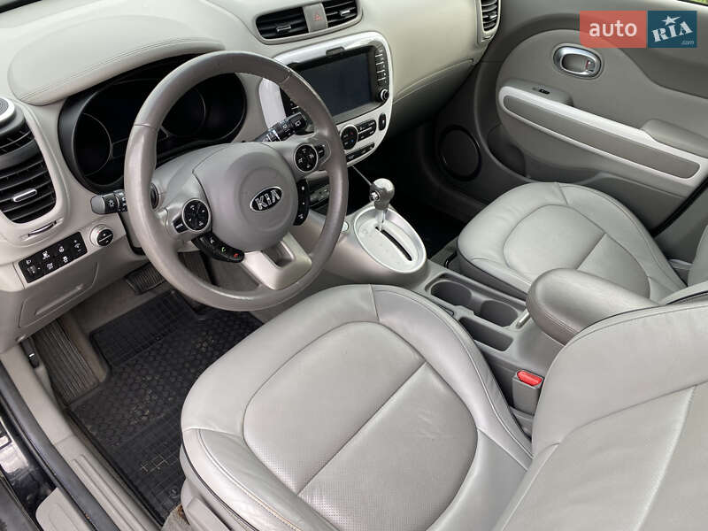 Внедорожник / Кроссовер Kia Soul 2016 в Луцке