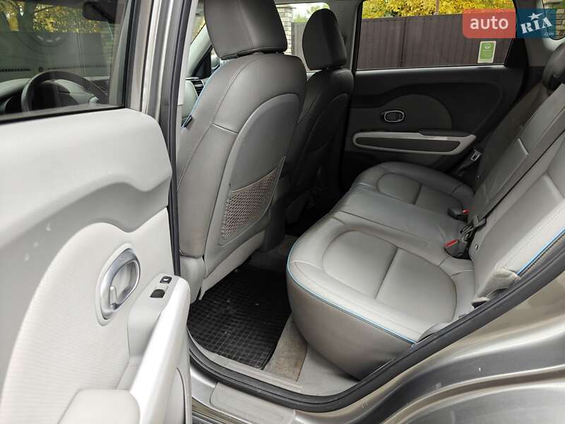 Внедорожник / Кроссовер Kia Soul 2015 в Ивано-Франковске