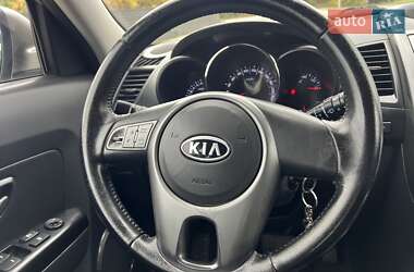 Внедорожник / Кроссовер Kia Soul 2011 в 