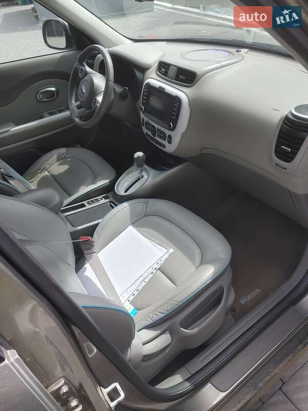 Внедорожник / Кроссовер Kia Soul 2015 в Харькове фото 8 Внедорожник / Кроссовер Kia Soul 2015 в Харькове