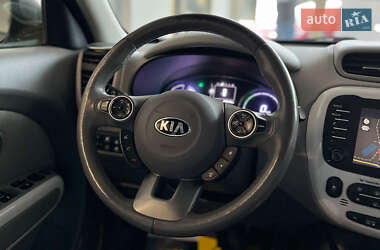 Внедорожник / Кроссовер Kia Soul 2015 в 