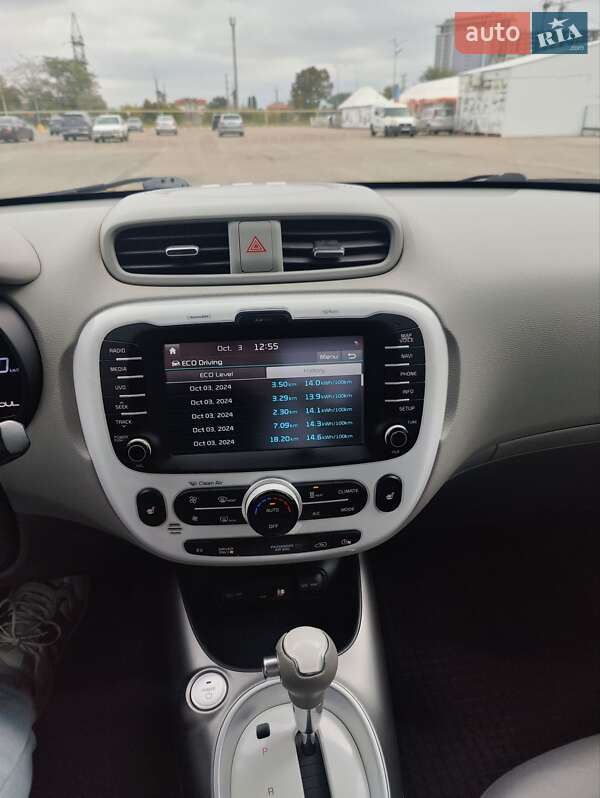 Позашляховик / Кросовер Kia Soul 2016 в Одесі