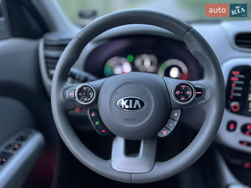 Позашляховик / Кросовер Kia Soul 2017 в Вінниці