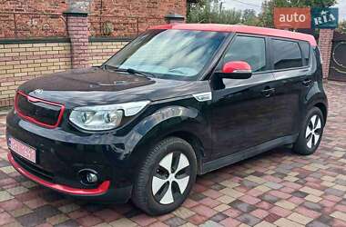 Позашляховик / Кросовер Kia Soul 2016 в 