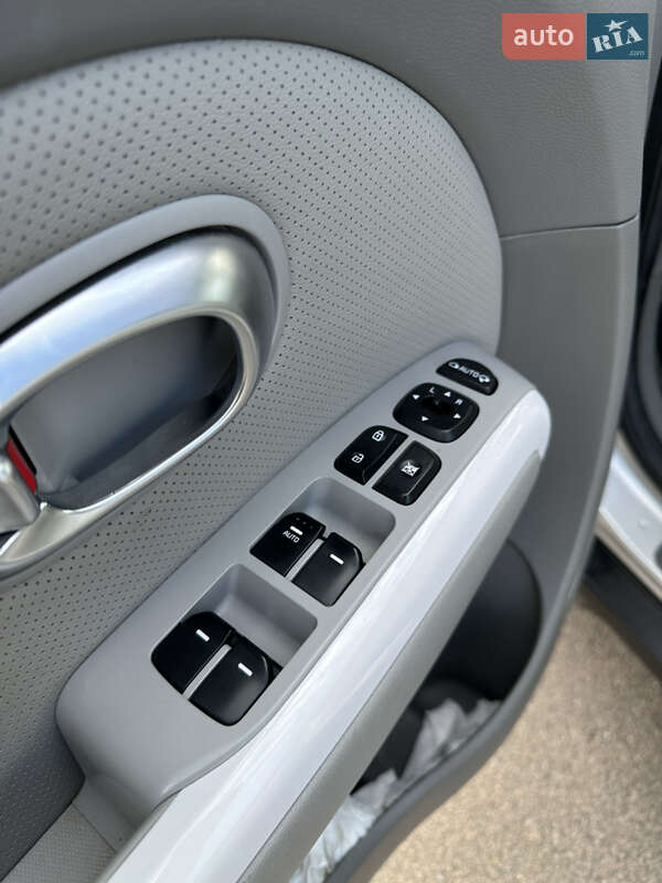 Внедорожник / Кроссовер Kia Soul 2017 в Ровно фото 20 Внедорожник / Кроссовер Kia Soul 2017 в Ровно