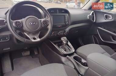Внедорожник / Кроссовер Kia Soul 2021 в 
