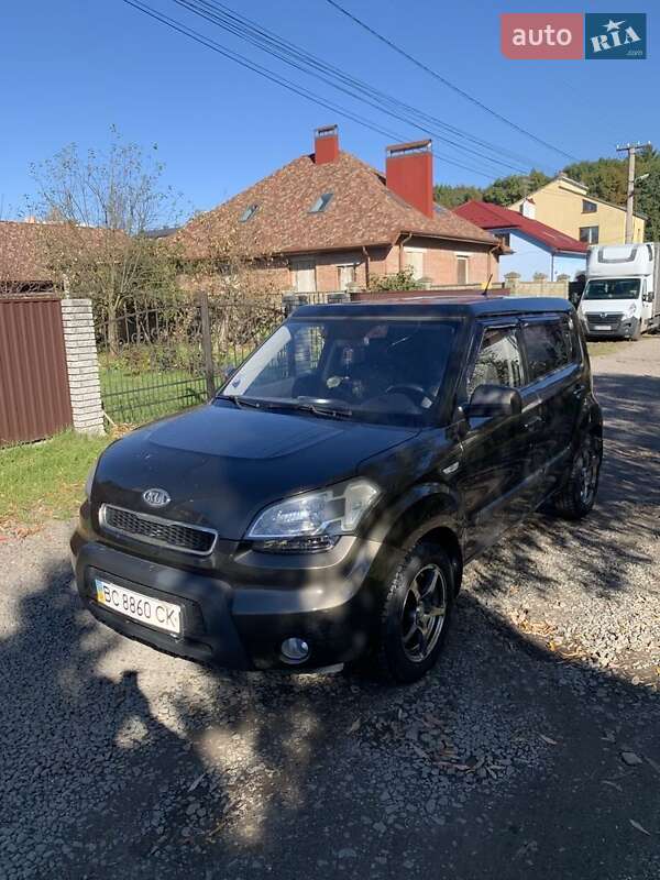 Позашляховик / Кросовер Kia Soul 2011 в Львові
