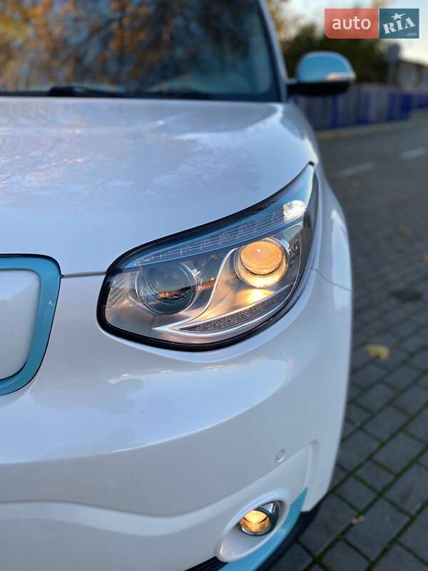 Внедорожник / Кроссовер Kia Soul 2015 в Тернополе