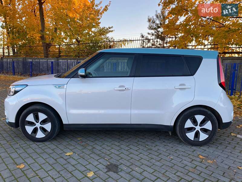 Внедорожник / Кроссовер Kia Soul 2015 в Тернополе