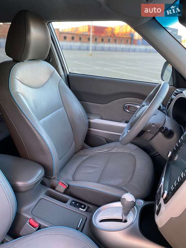 Внедорожник / Кроссовер Kia Soul 2015 в Тернополе