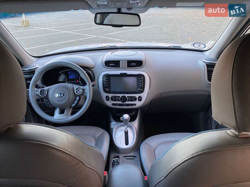 Внедорожник / Кроссовер Kia Soul 2015 в Тернополе