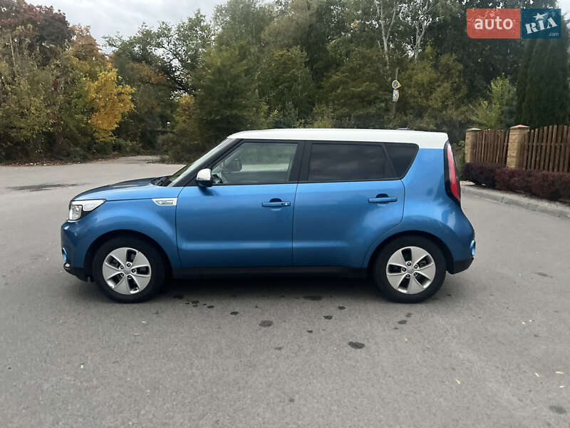 Внедорожник / Кроссовер Kia Soul 2015 в Днепре фото 7 Внедорожник / Кроссовер Kia Soul 2015 в Днепре