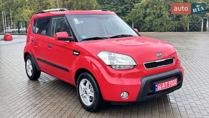 Позашляховик / Кросовер Kia Soul 2009 в Житомирі фото 7 Позашляховик / Кросовер Kia Soul 2009 в Житомирі