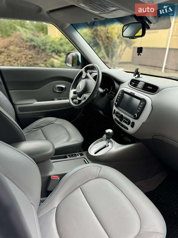 Внедорожник / Кроссовер Kia Soul 2016 в Ровно фото 6 Внедорожник / Кроссовер Kia Soul 2016 в Ровно