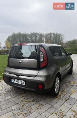 Внедорожник / Кроссовер Kia Soul 2017 в 