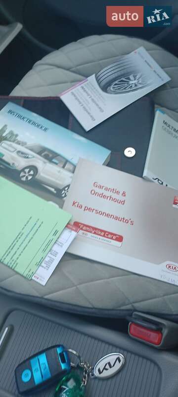 Позашляховик / Кросовер Kia Soul 2018 в Чернівцях фото 19 Позашляховик / Кросовер Kia Soul 2018 в Чернівцях