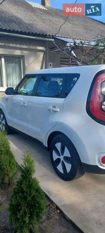 Позашляховик / Кросовер Kia Soul 2018 в Чернівцях фото 27 Позашляховик / Кросовер Kia Soul 2018 в Чернівцях