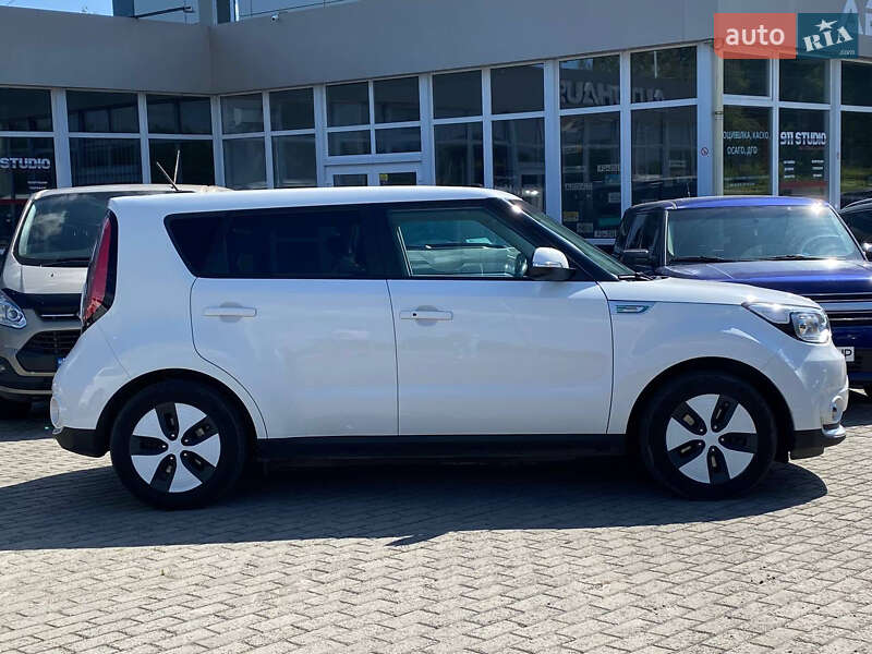 Внедорожник / Кроссовер Kia Soul 2016 в Житомире фото 4 Внедорожник / Кроссовер Kia Soul 2016 в Житомире