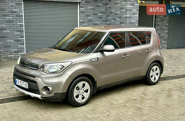 Внедорожник / Кроссовер Kia Soul 2017 в 