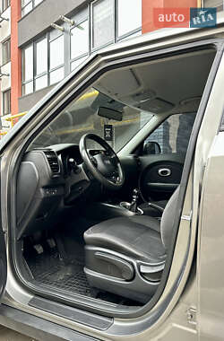 Внедорожник / Кроссовер Kia Soul 2017 в 