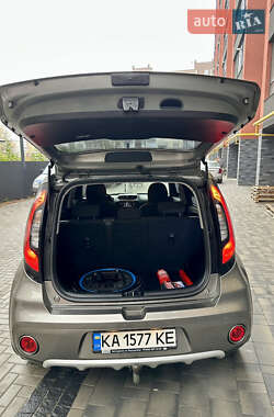 Внедорожник / Кроссовер Kia Soul 2017 в 