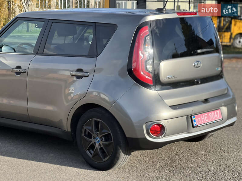Внедорожник / Кроссовер Kia Soul 2016 в Владимире фото 23 Внедорожник / Кроссовер Kia Soul 2016 в Владимире