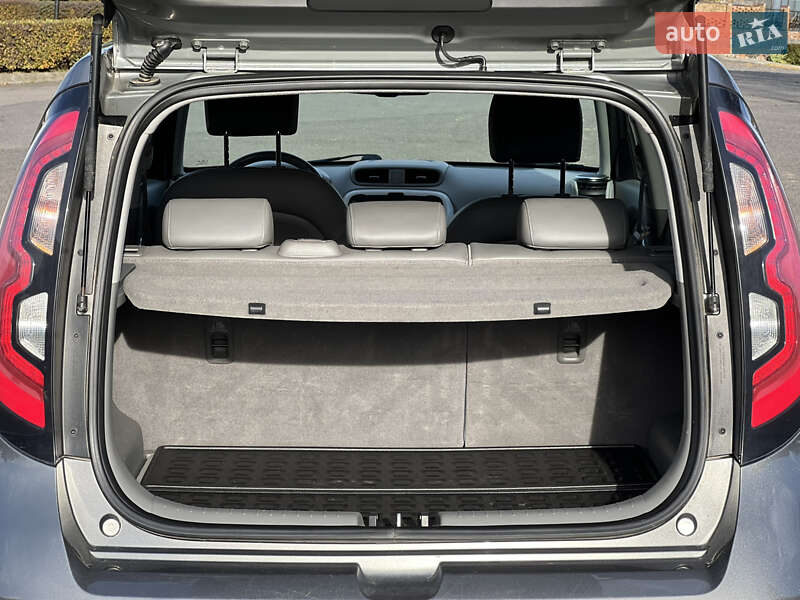 Внедорожник / Кроссовер Kia Soul 2016 в Владимире фото 48 Внедорожник / Кроссовер Kia Soul 2016 в Владимире